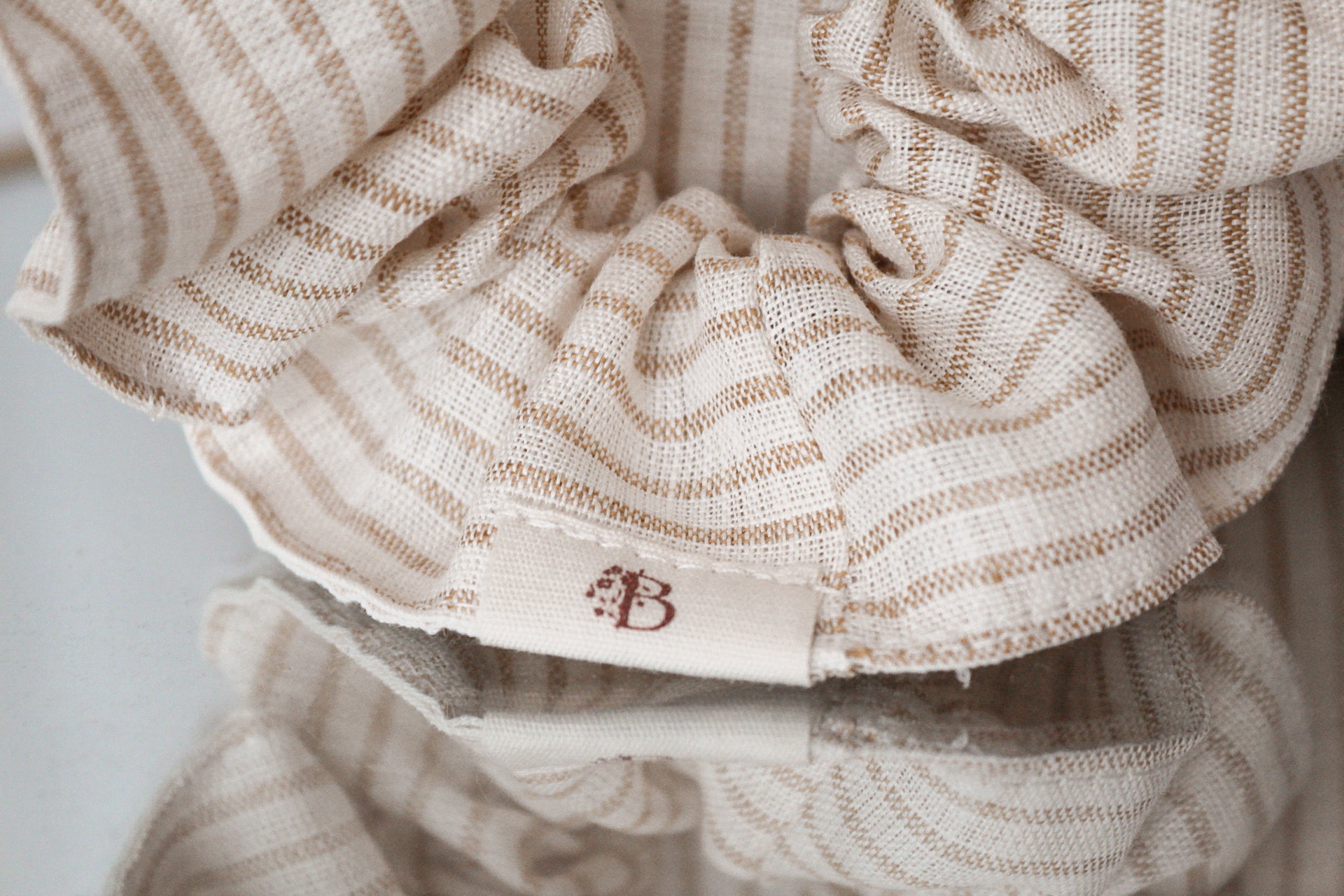 Nécessaire e Scrunchie 100% Linho