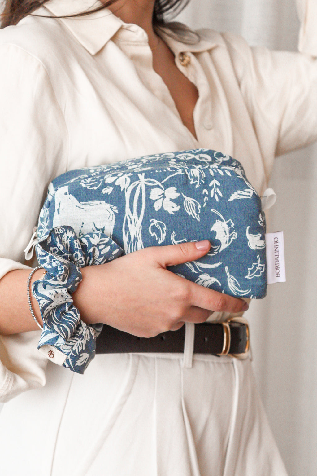 Nécessaire e Scrunchie 100% Linho